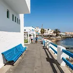 Home2book Bright With Pool & Terrace *