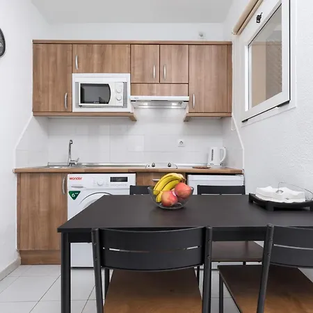 Home2book Bright With Pool & Terrace