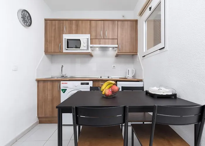 Home2book Bright With Pool & Terrace