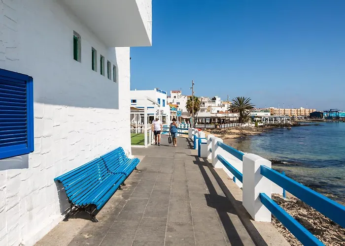 Home2book Bright With Pool & Terrace *